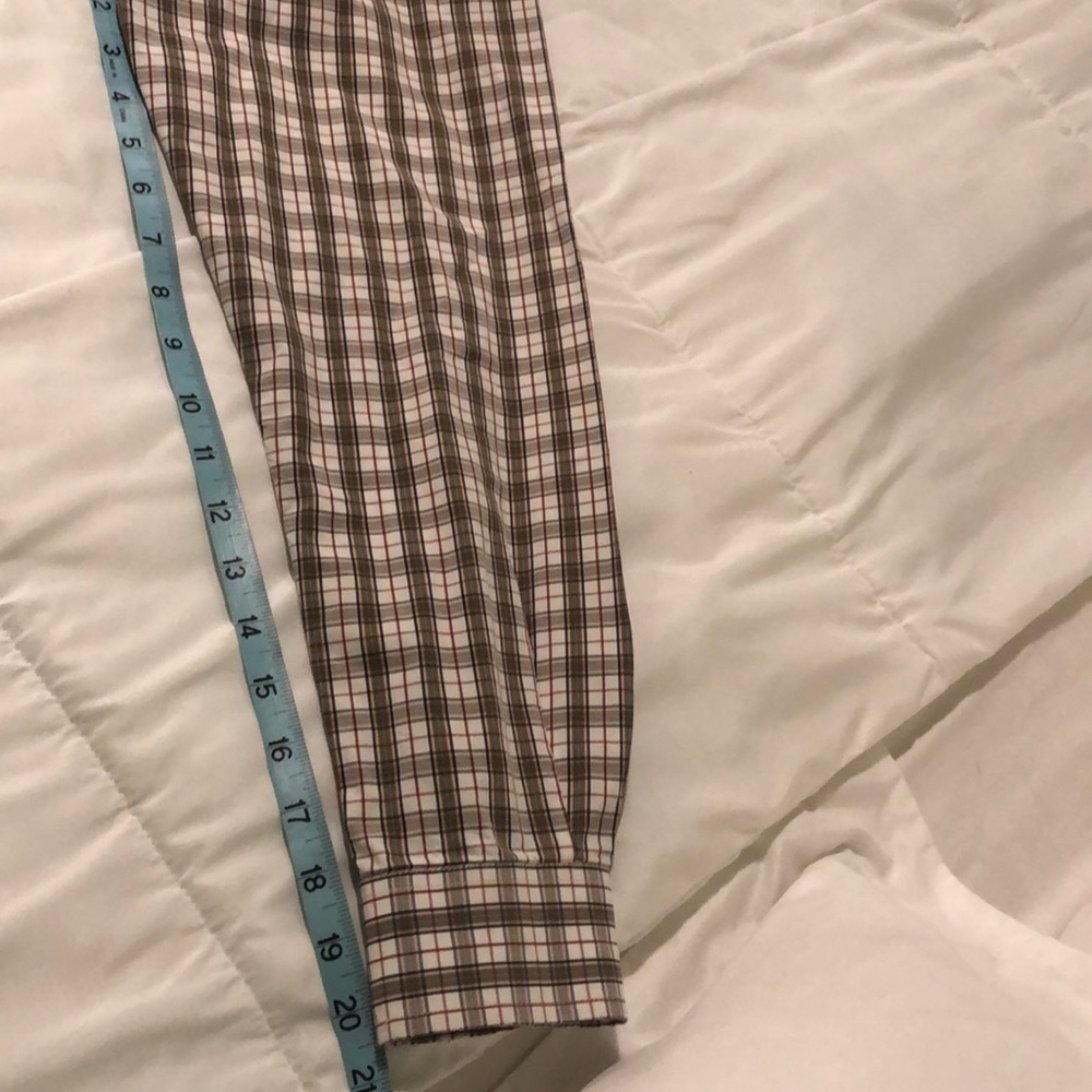 Eddie Bauer long sleeve button down shirt - Picture 5 of 8